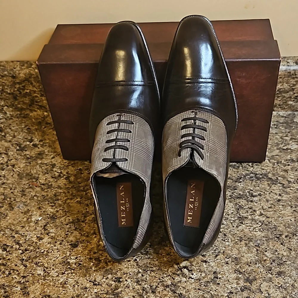 New Men Size 10.5 Mezlan Brown and Tan Shoes - Picture 3 of 6